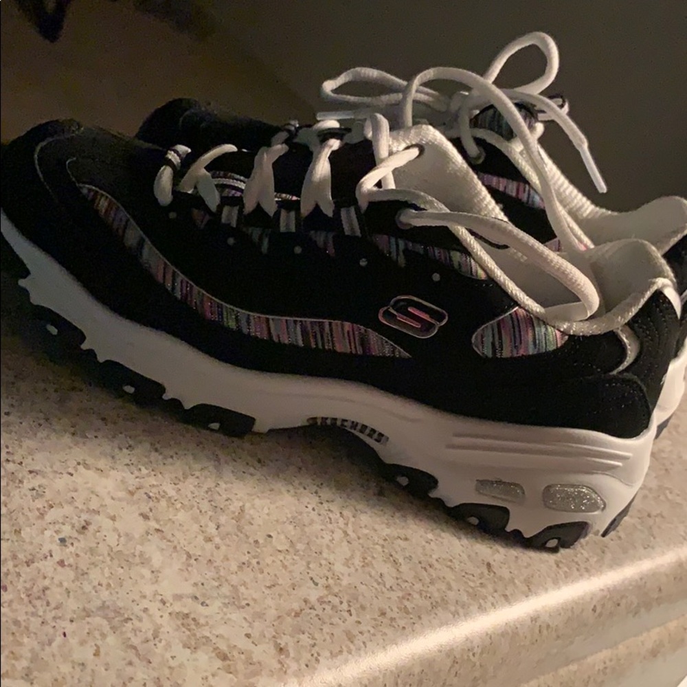 Skechers cooled memory foam, women’s 8.